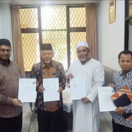 Penandatanganan MoU Antara PP. IMLA Indonesia  Dengan ARLIC Indonesia